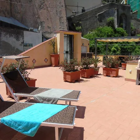 度假居 Stella Maris Holidays, Large Terrace, 5 Min Beach, Amalfi Coast 马奥莱